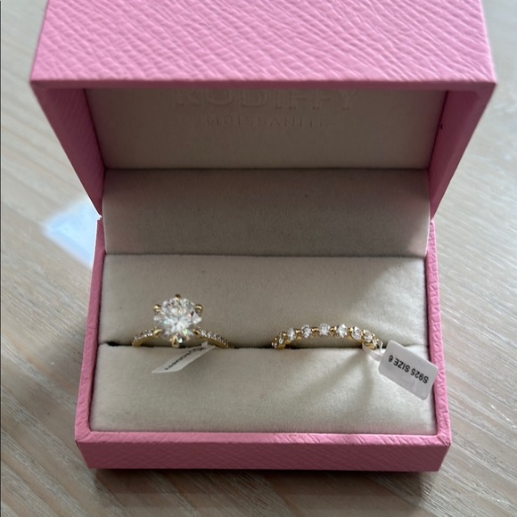 Moissanite Gold Diamond Ring Set